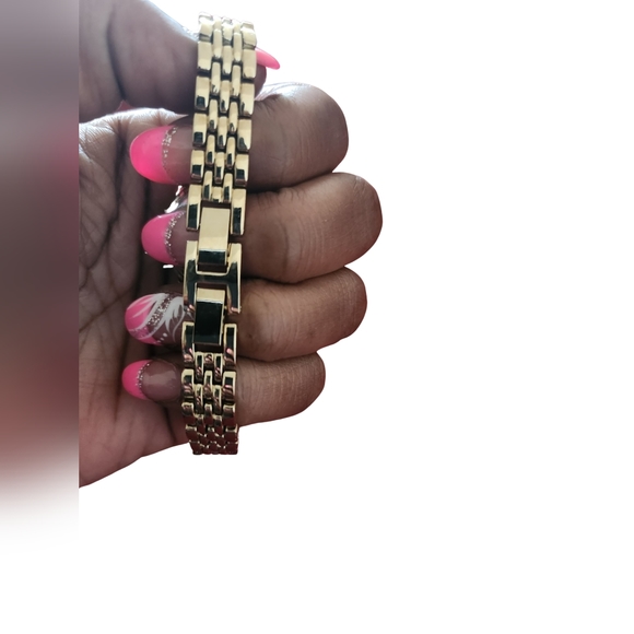 Romilly Brancroft Ladies Watch, Fluted Bezel, Milti-link Bracelet - Picture 3 of 3